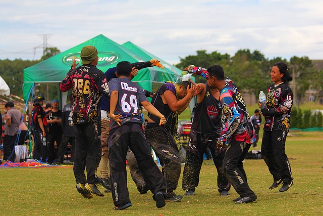 逆境中绽放 逆境中绽放